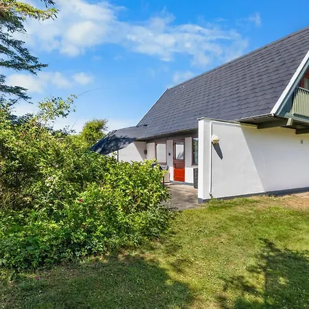 Dom wakacyjny Luci - 20m From The Sea By Interhome Martofte